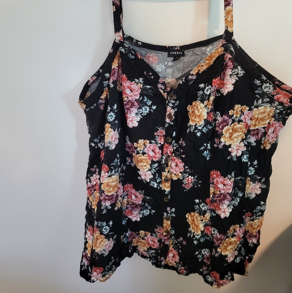 Torrid top